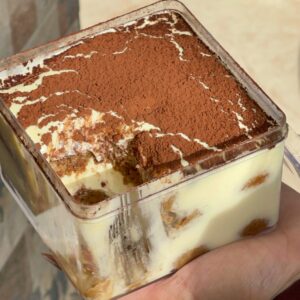 Vietnamese Tiramisu Box